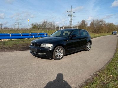 Gebraucht BMW 118 150 PS (110 kW) 2011 Schwarz Kleinwagen