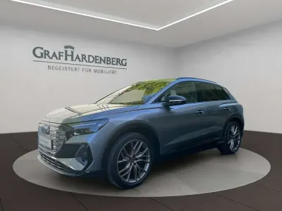 Gebraucht Audi Q4 e-tron S-Line 219 kW (299 PS) 2023 Taifungrau metallic SUV