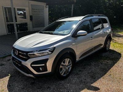 Gebraucht Dacia Jogger Comfort 91 PS (66 kW) 2022 Silber Van / Kleinbus