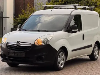 Gebraucht Opel Combo 90 PS (66 kW) 2012 Weiß Van / Kleinbus