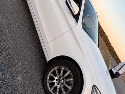 Gebraucht Mercedes C180 125 PS (91 kW) 2019 Weiß Kombi