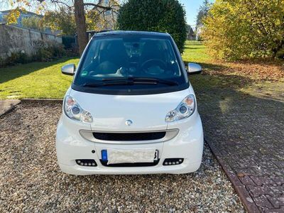 Gebraucht Smart ForTwo Coupé Passion 71 PS (52 kW) 2011 Weiß Coupé