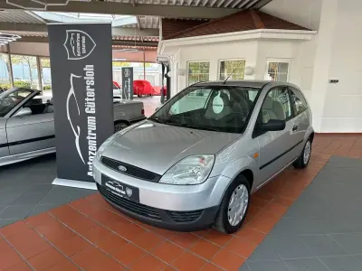 Brugt Ford Fiesta Ambiente 80 HK (58 kW) 2003 Sølv Hatchback