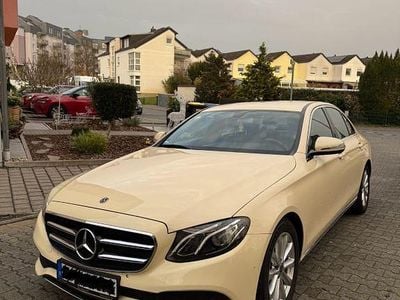 Gebraucht Mercedes E200 Avantgarde 160 PS (117 kW) 2019 Beige Limousine