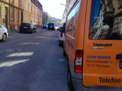 Gebraucht Ford Transit 119 PS (87 kW) 2011 Orange Van / Kleinbus