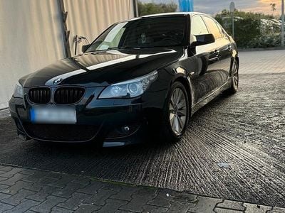 BMW 523