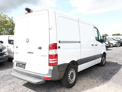 Gebraucht Mercedes Sprinter 143 PS (105 kW) 2018 Arktikweiß arktikweiß arktikweiß Van