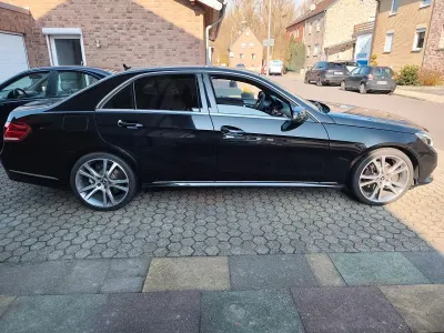 Brugt Mercedes E250 Avantgarde 204 HK (150 kW) 2013 Sort Sedan