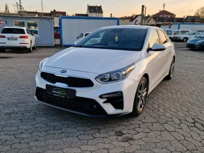 Gebraucht Kia Cerato EX 147 PS (108 kW) 2019 Weiß Limousine