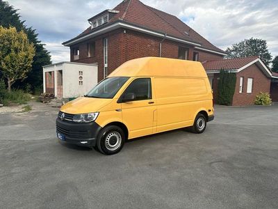 Gelb Gebraucht 2017 VW Transporter Van | 12.971 € (Superpreis)