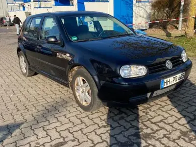 Gebraucht VW Golf IV Comfortline 105 PS (77 kW) 2002 Schwarz Limousine