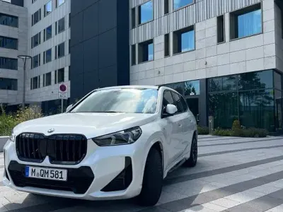 Gebraucht BMW X1 Sport Line 136 PS (100 kW) 2023 Weiß SUV
