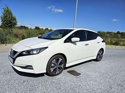 Gebraucht Nissan Leaf N-Connecta 110 kW (150 PS) 2022 Pearl white Kleinwagen