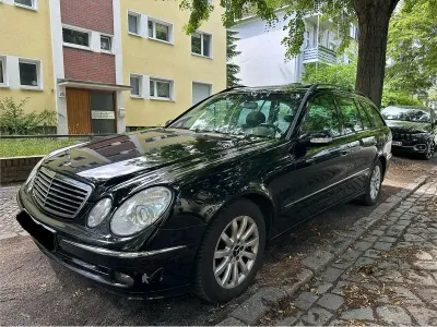 Gebraucht Mercedes E320 224 PS (164 kW) 2005 Schwarz Kombi