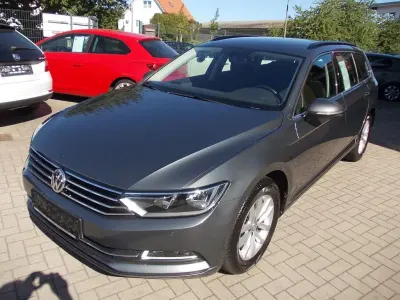 Gebraucht VW Passat Comfortline 150 PS (110 kW) 2016 Grau Kombi