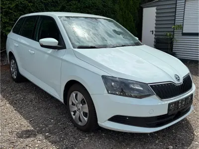 Gebraucht Skoda Fabia Ambition 105 PS (77 kW) 2015 Weiß Kombi