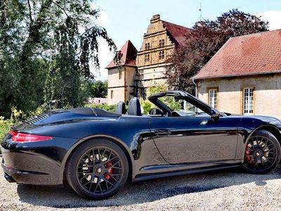 Porsche 911 Carrera 4 GTS
