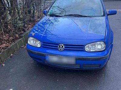 Gebraucht VW Golf IV S 85 PS (62 kW) 2001 Blau Kleinwagen
