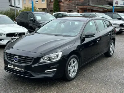 Gebraucht Volvo V60 140 PS (102 kW) 2014 Kombi