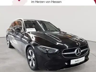 Gebraucht Mercedes C200 163 PS (119 kW) 2023 Schwarz Limousine