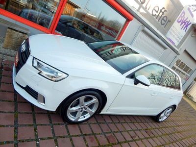 gebraucht Audi A3 Sportback sport XENON NAVI 1.HAND