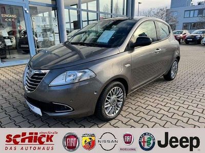 gebraucht Lancia Ypsilon 1.2 8v Gold + AHK + Standheizung