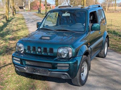 Usado Suzuki Jimny 86 HP (63 kW) 2009 Verde SUV