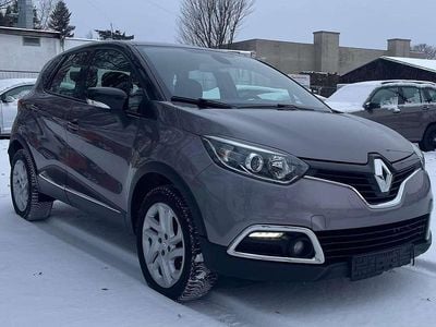 Gebraucht Renault Captur Intens 90 PS (66 kW) 2016 Grau kng + schwarz gne SUV