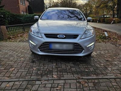 Gebraucht Ford Mondeo 200 PS (147 kW) 2014 Silber Limousine