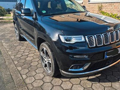 Second-hand Jeep Grand Cherokee Summit 250 CP (183 kW) 2019 Negru SUV