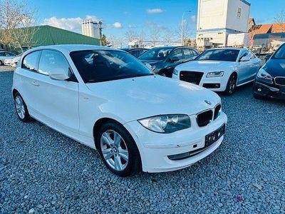 Weiß Gebraucht 2009 BMW 118 Advantage Kleinwagen | 3.980 € (Fairer Preis)