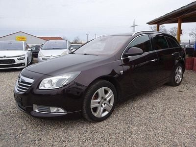 Gebraucht Opel Insignia Innovation 160 PS (117 kW) 2010 Braun Kombi