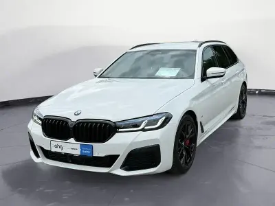 Gebraucht BMW 540 M Sport 340 PS (250 kW) 2023 Alpinweiß uni Kombi