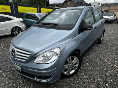 Gebraucht Mercedes B180 109 PS (80 kW) 2005 Amethyst metallic Van / Kleinbus