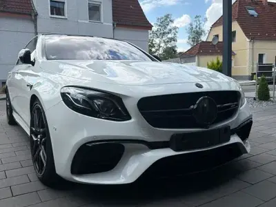 Gebraucht Mercedes E63S AMG AMG 612 PS (450 kW) 2020 Weiß Limousine