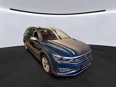 Gebraucht VW Passat Alltrack 200 PS (147 kW) 2021 Aquamarinblau metallic (metallic) Kombi