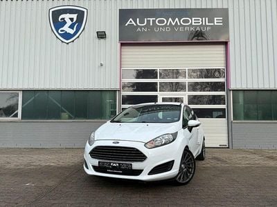Gebraucht Ford Fiesta Trend 80 PS (58 kW) 2013 Weiß Kleinwagen