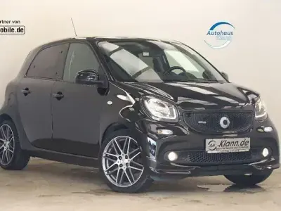 Używany Smart ForFour Brabus 109 KM (80 kW) 2018 Czarny Hatchback