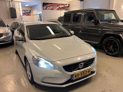 Gebraucht Volvo V40 150 PS (110 kW) 2014 Blau Limousine