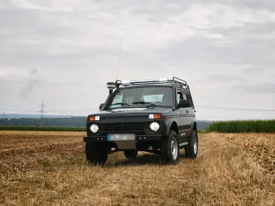 Gebraucht Lada Taiga 83 PS (61 kW) 2018 Grün SUV