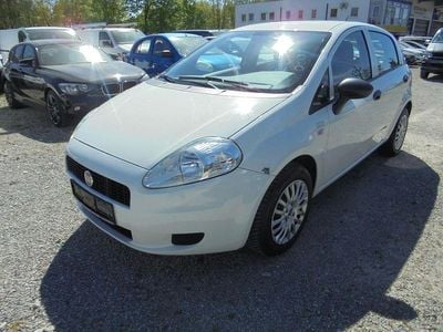 Second-hand Fiat Grande Punto 69 CP (50 kW) 2012 Alb Hatchback