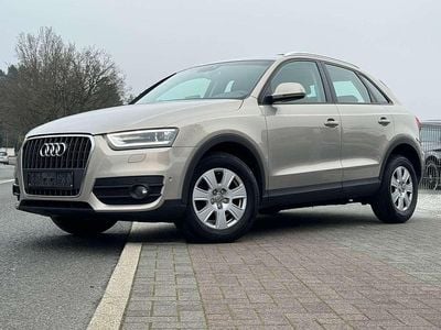 Platinbeige metallic Gebraucht 2022 Audi Q3 SUV | 13.300 €