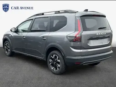 Nouă Dacia Jogger Expression 141 CP (103 kW) 2025 Negru Monovolum