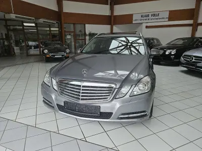 Gebraucht Mercedes E250 Elegance 204 PS (150 kW) 2012 Grau