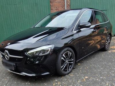 Mercedes B200