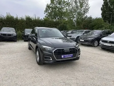 Gebraucht Audi Q5 Sport 163 PS (119 kW) 2022 Manhattangrau SUV