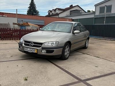 Opel Omega