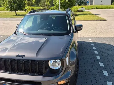 Käytetty Jeep Renegade Limited 150 HP (110 kW) 2021 Katumaasturi