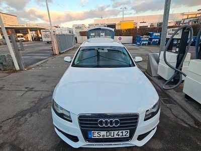 Weiß Gebraucht 2009 Audi A4 Ambiente Kombi | 4.000 € (Guter Preis)