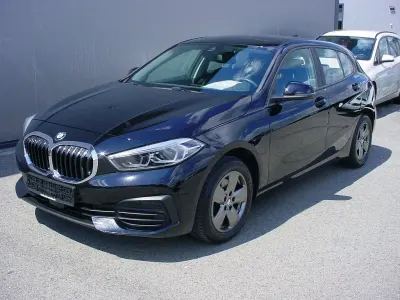 Gebraucht BMW 118 Advantage 136 PS (100 kW) 2023 Schwarz ii Limousine